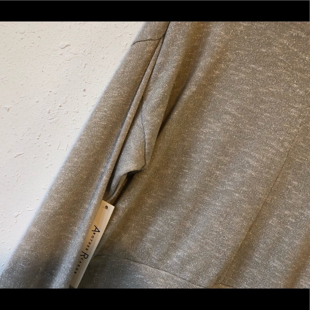 NWOT Another Reason Glitter Shimmer Sweatshirt Top - Picture 7 of 8